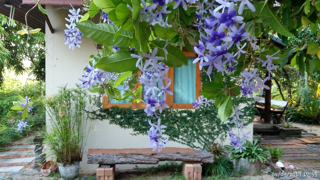 Rai Lung Tui Homestay Prachuap Khiri Khan Ngoại thất bức ảnh